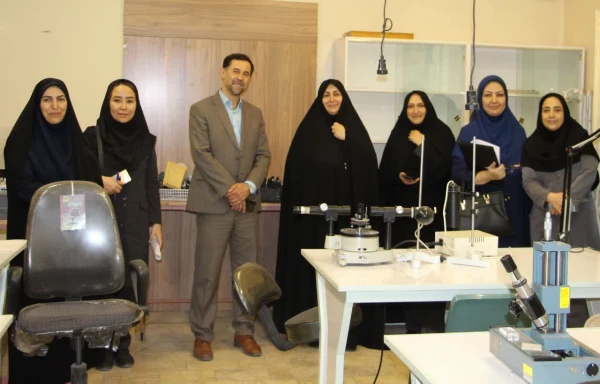 بازدید هیات نظارت، ارزیابی و تضمین کیفیت وزارت علوم تحقیقات و فناوری از پردیس های دانشگاه فرهنگیان مشهد

 5