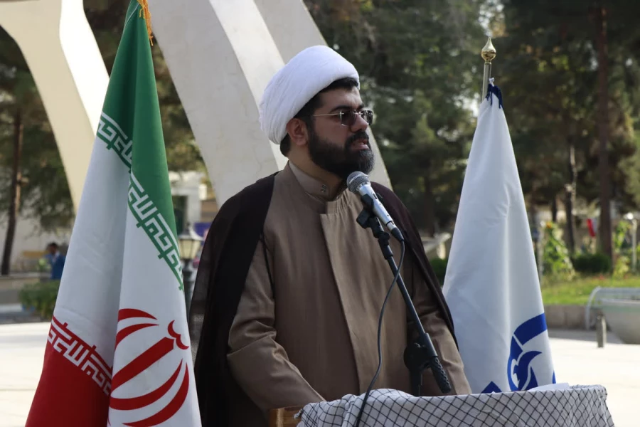 برگزاری مراسم گرامیداشت هفته دفاع مقدس در دانشگاه فرهنگیان خراسان رضوی

 4