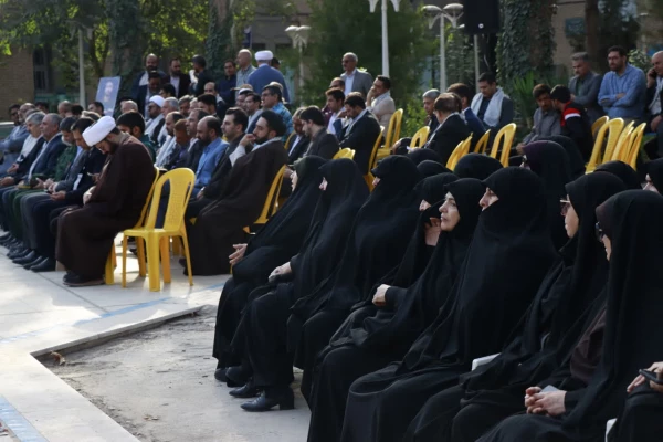 برگزاری مراسم گرامیداشت هفته دفاع مقدس در دانشگاه فرهنگیان خراسان رضوی

 6