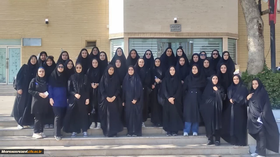  بازدید دانشجو معلمان رشته تربیت بدنی پردیس شهید هاشمی نژاد از مجموعه ورزشی آستان قدس رضوی 3