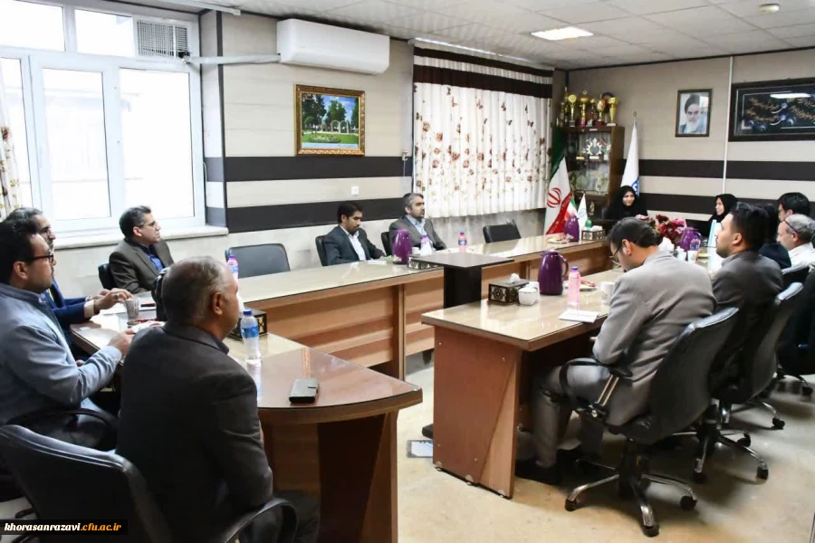  برگزاری کارگاه تخصصی کارورزی اساتید در واحد دانشور 2