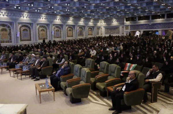 برگزاری افتتاحیه دهمین گردهمایی تشکل های دانشجویی دانشگاه فرهنگیان هم زمان با اختتامیه جشنواره ملی حرکت، رویش و رسش قلم در خراسان رضوی 

 3