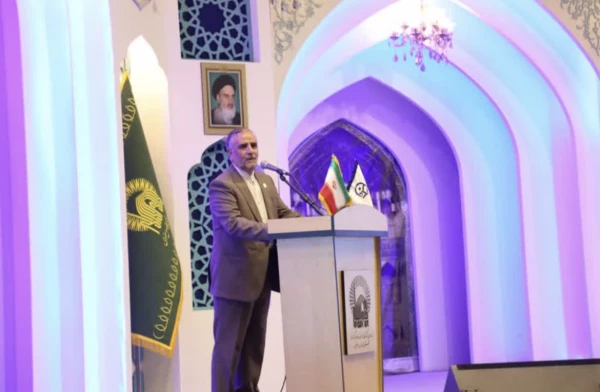 برگزاری افتتاحیه دهمین گردهمایی تشکل های دانشجویی دانشگاه فرهنگیان هم زمان با اختتامیه جشنواره ملی حرکت، رویش و رسش قلم در خراسان رضوی 

 6