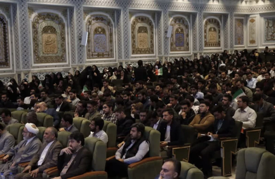 برگزاری افتتاحیه دهمین گردهمایی تشکل های دانشجویی دانشگاه فرهنگیان هم زمان با اختتامیه جشنواره ملی حرکت، رویش و رسش قلم در خراسان رضوی 

 7