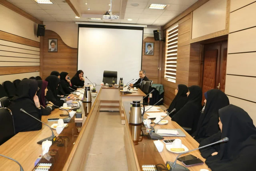 برگزاری جلسه شورای فرهنگی پردیس شهید هاشمی نژاد با حضور معاون هماهنگی دانشگاه فرهنگیان استان
 5