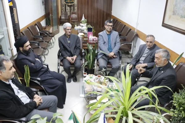 افتتاح کتابخانه پردیس شهید بهشتی دانشگاه فرهنگیان خراسان رضوی به مناسبت هفته کتاب و کتابخوانی توسط مدیرکل آموزش و پرورش استان 

 2