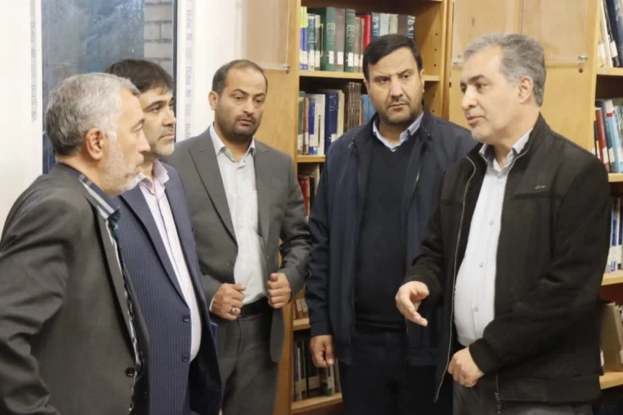 افتتاح کتابخانه پردیس شهید بهشتی دانشگاه فرهنگیان خراسان رضوی به مناسبت هفته کتاب و کتابخوانی توسط مدیرکل آموزش و پرورش استان 

 3