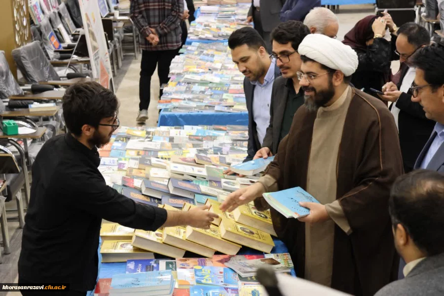 بازدید مسئول نهاد مقام معظم رهبری دانشگاه فرهنگیان استان از واحددانشور نیشابور  

 4