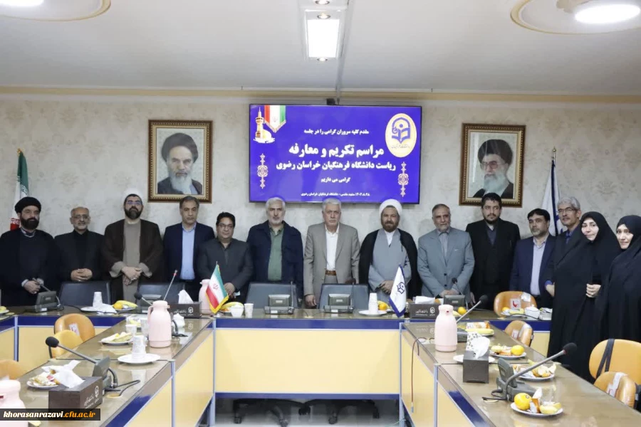 دفاع از هویت تربیت معلم، وظیفه ای است که از خودباوری درونی آغاز می شود و در همه موقعیت ها باید آن را پاس داشت 4