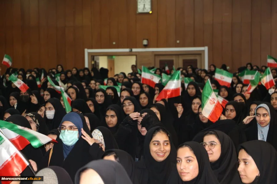 برگزاری جشن روز دانشجوتالار امام علی پردیس شهید هاشمی نژاد 
 4