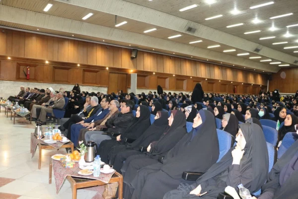 برگزاری جشن روز دانشجوتالار امام علی پردیس شهید هاشمی نژاد 
 6