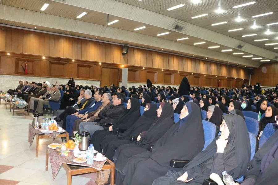 برگزاری جشن روز دانشجوتالار امام علی پردیس شهید هاشمی نژاد 
 6