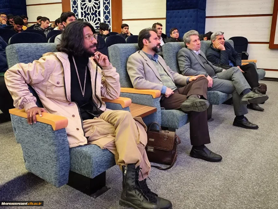 ررسی و مطالعه تطبیقی آثار شعر و نقاشی شاعر نوگرای ایران: سهراب سپهری

 3