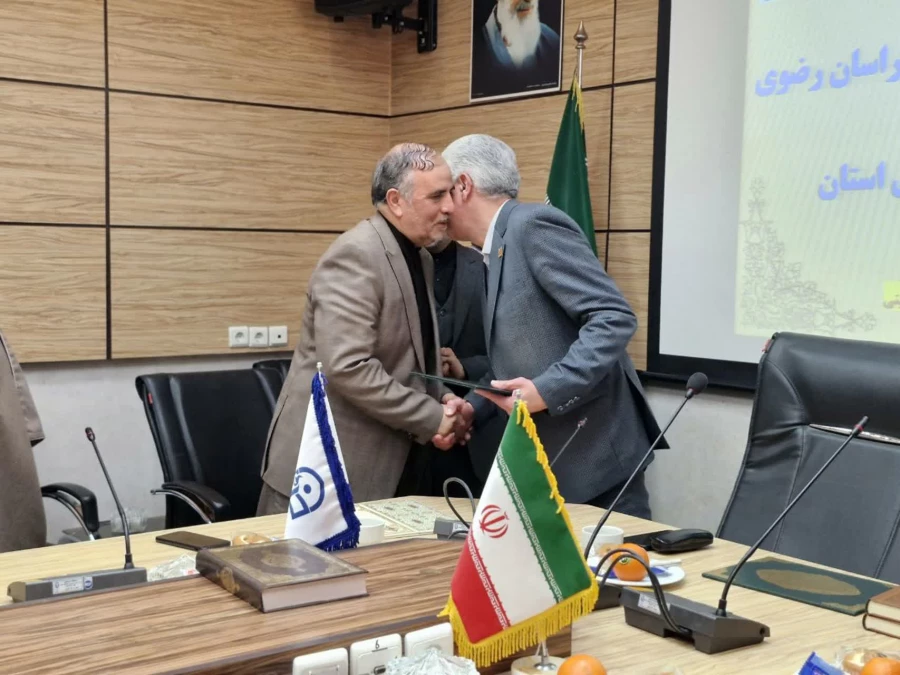 در راستای استقرار ساختار جدید دانشگاه فرهنگیان خراسان رضوی صورت گرفت: معارفه معاون فرهنگی و رئیس دانشکده علوم تربیتی استان 
 2