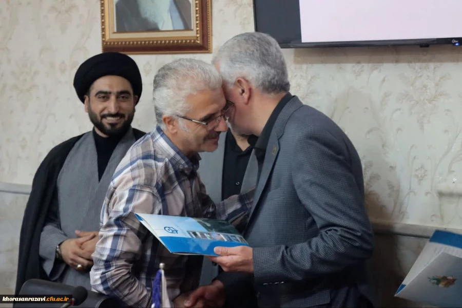 مراسم تجلیل از دانشجومعلمان فعال یاوران رسانه و مسئولان روابط عمومی دانشگاه فرهنگیان خراسان رضوی 2